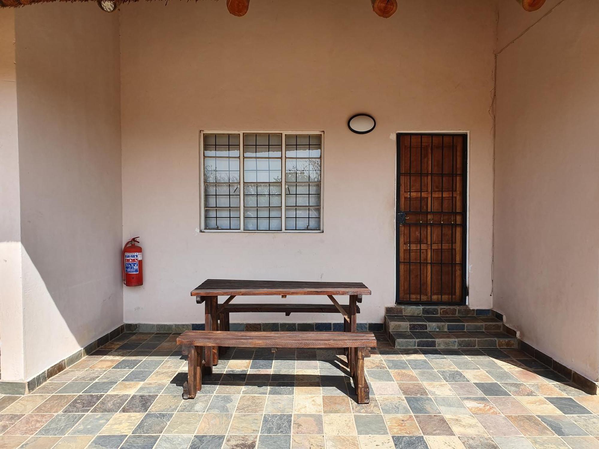 Lagai Roi Guesthouse Boshoek Exterior foto